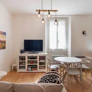 Apartamento Joivy Cosy 1-bed Near Centrale